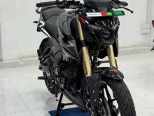 Bajaj Pulsar N160 PREMIUM 2026 Motorbike