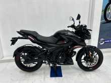 Bajaj Pulsar N160 2025 Motorbike