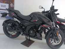 https://riyasewana.com/uploads/bajaj-pulsar-n160-241459094442.jpg