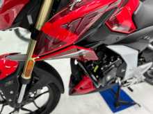 https://riyasewana.com/uploads/bajaj-pulsar-n160-251248421705.jpg
