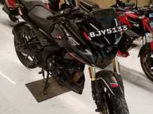 Bajaj Pulsar N160 2025 Motorbike