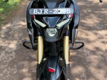 Bajaj Pulsar N160 2025 Motorbike