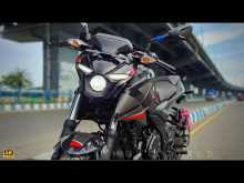 Bajaj Pulsar N160 2024 Motorbike