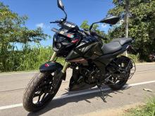 Bajaj Pulsar N160 2025 Motorbike