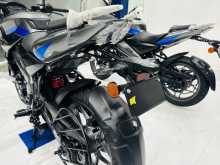 https://riyasewana.com/uploads/bajaj-pulsar-n200-2910271513784.jpg