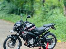 Bajaj Pulsar NS200 2017 Motorbike