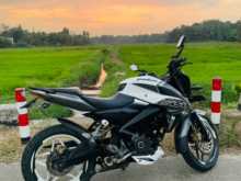 https://riyasewana.com/uploads/bajaj-pulsar-ns-2118050213833.jpg