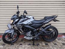 https://riyasewana.com/uploads/bajaj-pulsar-ns-241515216795.jpg