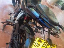 https://riyasewana.com/uploads/bajaj-pulsar-ns160-2417223319156.jpg