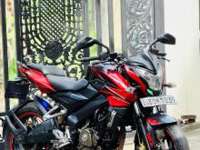 Bajaj Pulsar NS200 2016 Motorbike