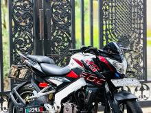 Bajaj Pulsar NS200 2016 Motorbike