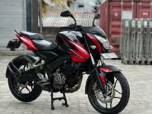 Bajaj Pulsar NS200 2014 Motorbike