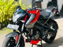 Bajaj Pulsar NS200 2017 Motorbike