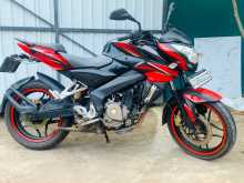 Bajaj Pulsar NS200 2015 Motorbike