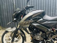 Bajaj Pulsar NS200 2019 Motorbike