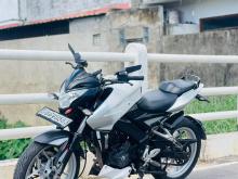 Bajaj Pulsar NS200 2018 Motorbike