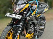 Bajaj Pulsar NS200 2018 Motorbike