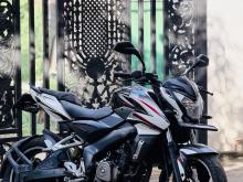 Bajaj Pulsar NS200 2016 Motorbike