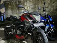 Bajaj Pulsar NS200 2015 Motorbike