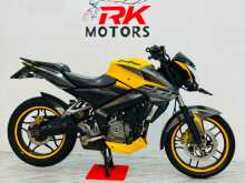 Bajaj Pulsar NS200 2017 Motorbike