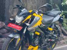 Bajaj Pulsar NS200 2017 Motorbike