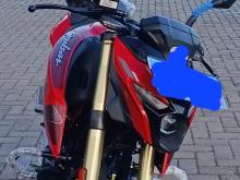 Bajaj Pulsar Premium N160 2025 Motorbike