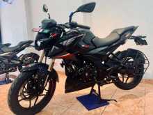 Bajaj PULSAR PULSAR N160 PREMIUM 2025 Motorbike