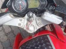 https://riyasewana.com/uploads/bajaj-pulsar135-1202610676518.jpg