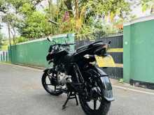 https://riyasewana.com/uploads/bajaj-pulsar135-1412132822172.jpg