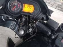 https://riyasewana.com/uploads/bajaj-pulsar135-25200810470380.jpg