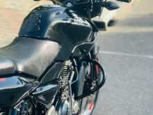 https://riyasewana.com/uploads/bajaj-pulsar135-2611124813244.jpg