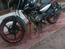 https://riyasewana.com/uploads/bajaj-pulsar135-273148610215.jpg