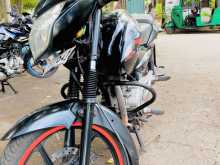 https://riyasewana.com/uploads/bajaj-pulsar135-812402413334.jpg