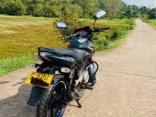 Bajaj Pulsar 150 2016 Motorbike