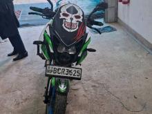 Bajaj Pulsar 150 2015 Motorbike