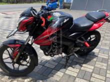 Bajaj Pulsar 150 2016 Motorbike