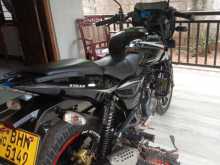 https://riyasewana.com/uploads/bajaj-pulsar150-31737024183.jpg