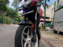 https://riyasewana.com/uploads/bajaj-pulsar160-2112143913624.jpg