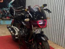 Bajaj Pulsar 180 2011 Motorbike