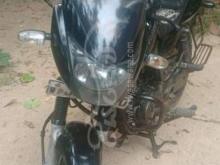 https://riyasewana.com/uploads/bajaj-pulsar180-16154159135016.jpg