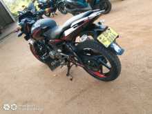 Bajaj Pulsar 180 2017 Motorbike