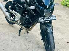 Bajaj Pulsar 220 2010 Motorbike