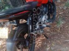 https://riyasewana.com/uploads/bajaj-pulsare-135-2895202638693.jpg