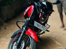 https://riyasewana.com/uploads/bajaj-pulser--723112113284.jpg