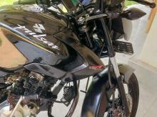 https://riyasewana.com/uploads/bajaj-pulser-135-141532196545.jpg