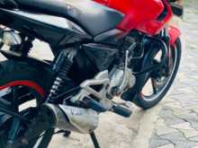 https://riyasewana.com/uploads/bajaj-pulser-135-1418133313834.jpg