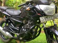 https://riyasewana.com/uploads/bajaj-pulser-135-16846134153.jpg