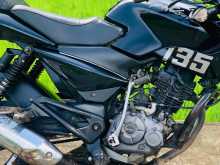 https://riyasewana.com/uploads/bajaj-pulser-135-2116585122603.jpg