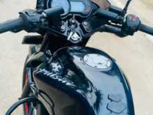 https://riyasewana.com/uploads/bajaj-pulser-135-2319464513904.jpg