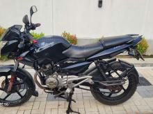 https://riyasewana.com/uploads/bajaj-pulser-135-291849186144.jpg